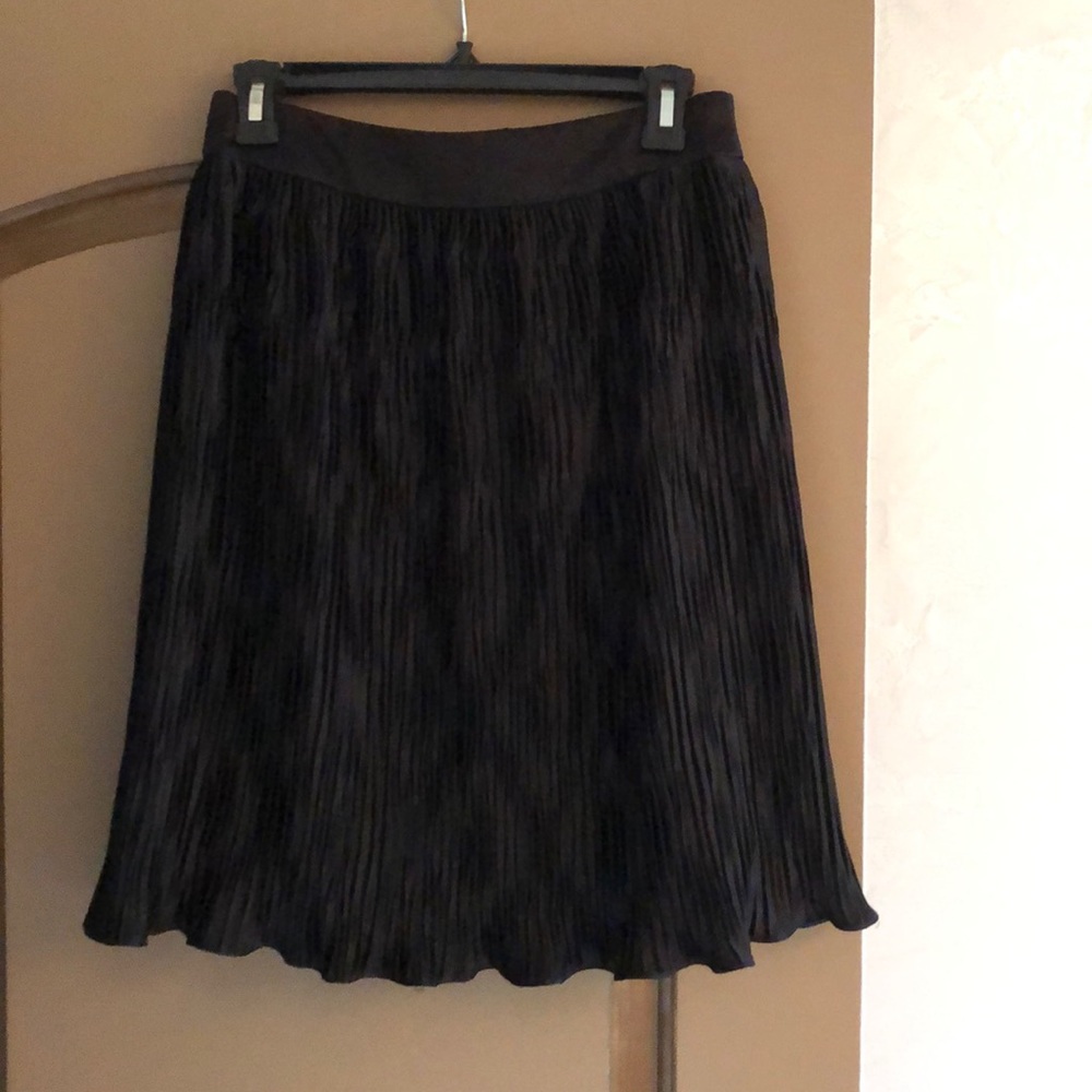 NWOT womyn skirt
